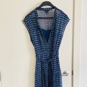 Club Monaco silk dress *NEVER WORN*